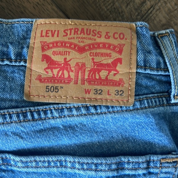 Levi’s 505 Men’s Jeans Blue Denim Size W32 X L32 - Picture 2 of 8